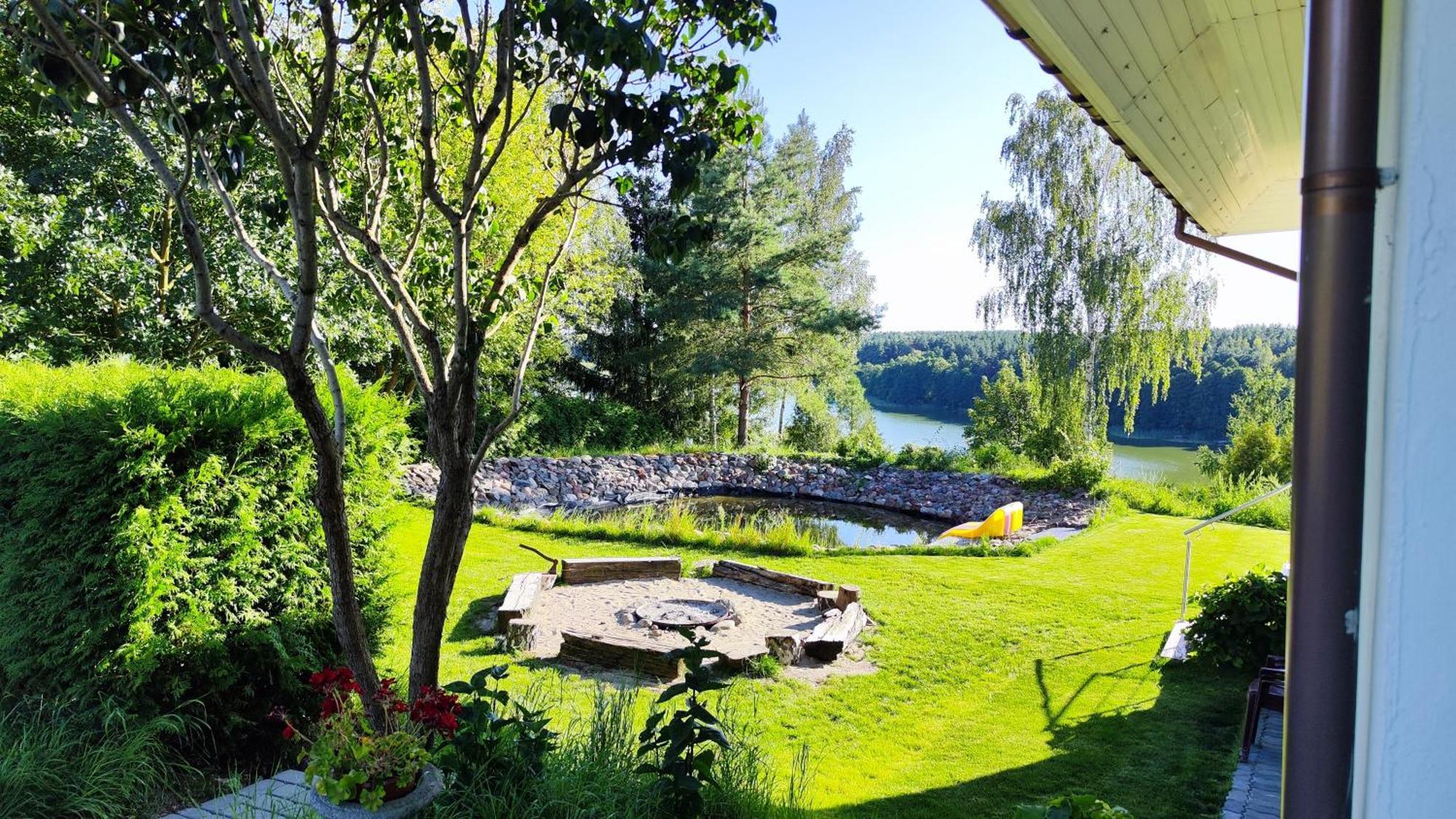Dom Nad Jeziorem Zbiczno Siedlisko Grzmieca Exteriör bild